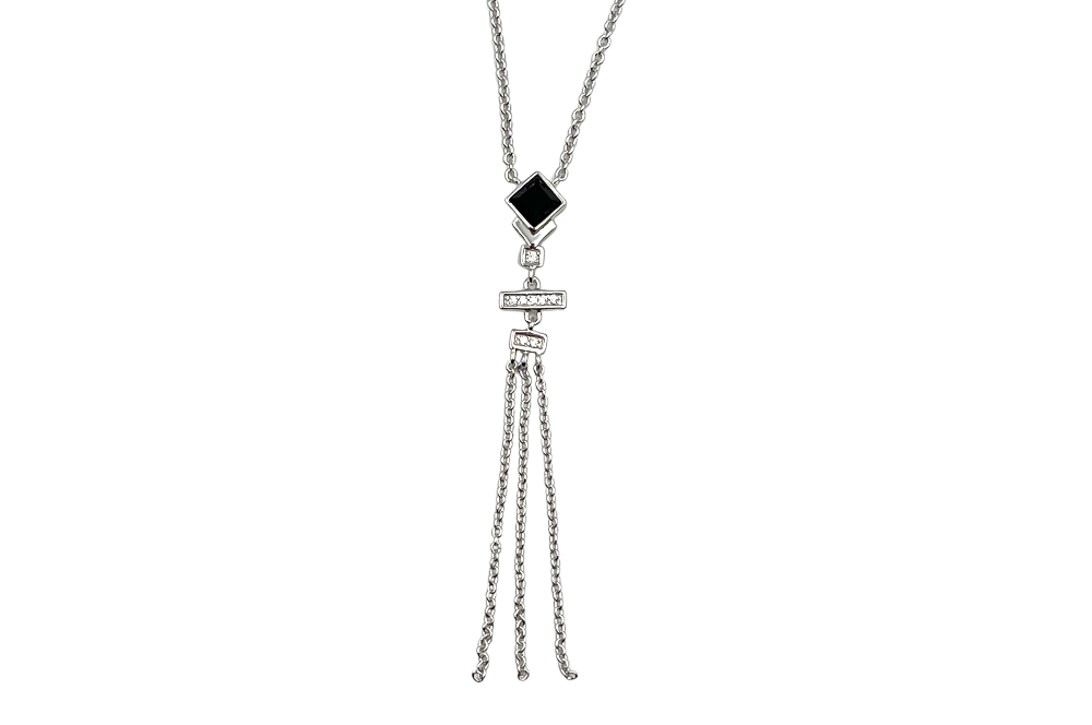halskette in silber mit einen onyx stein, detailansicht